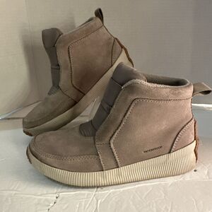 Sorel Womens Out N About Suede Waterproof Pull On Ankle Boots Shoes Sz 5